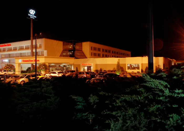 Doubletree By Hilton Fayetteville
